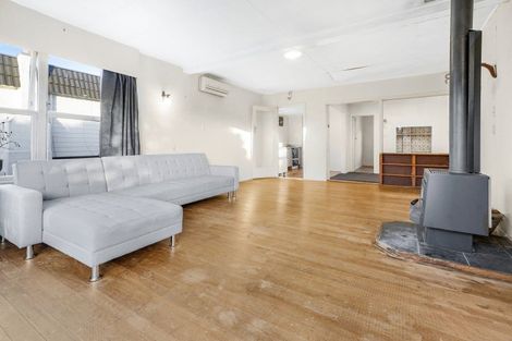 Photo of property in 35 Baird Road, Tokoroa, 3420