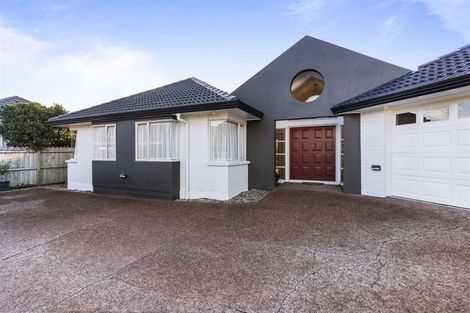 Photo of property in 15 Windsong Court, Northpark, Auckland, 2013