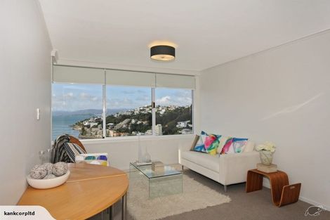 Photo of property in 9/2 Oriental Terrace, Mount Victoria, Wellington, 6011