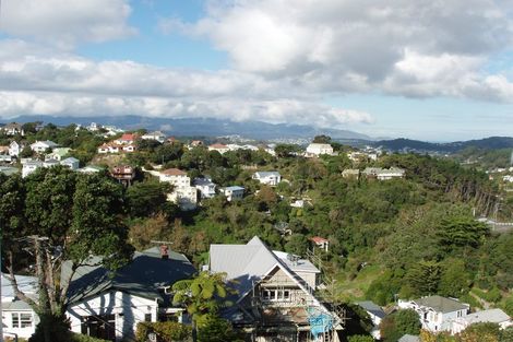 Photo of property in 26 Plunket Street, Kelburn, Wellington, 6012