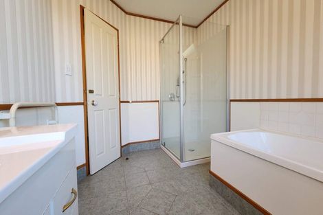 Photo of property in 23 Kingsbury Avenue, Rangiora, 7400