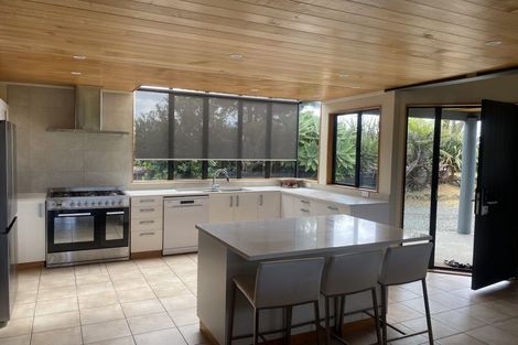 Photo of property in 67 Walu Lane, Matapouri, Whangarei, 0173