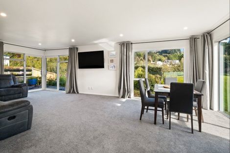 Photo of property in 32 Bradford Street, Bradford, Dunedin, 9011