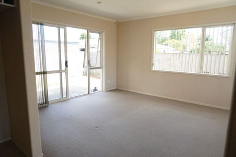 Photo of property in 17a Greenhaven Avenue, Opaheke, Papakura, 2113