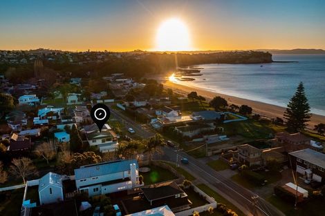 Photo of property in 74 Laurence Street, Manly, Whangaparaoa, 0930