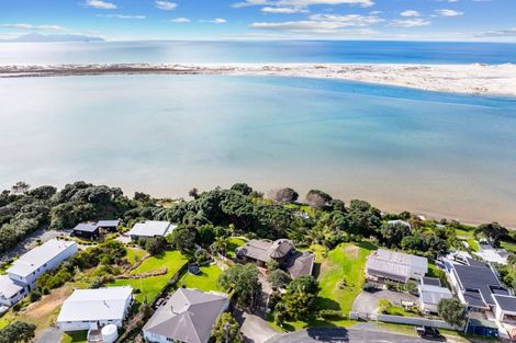 Photo of property in 11 Cheviot Street, Mangawhai Heads, Mangawhai, 0505