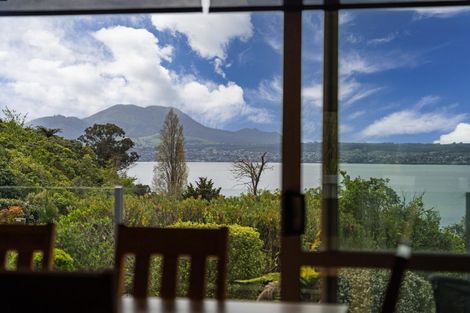 Photo of property in 19 Te Urunga Place, Acacia Bay, Taupo, 3330