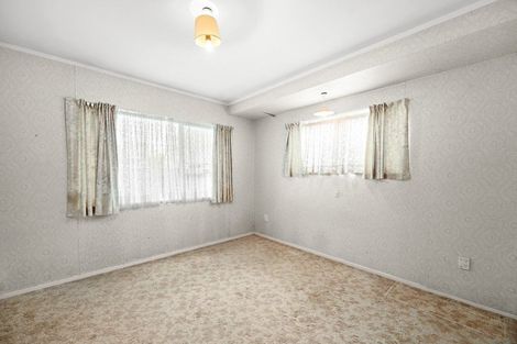 Photo of property in 1 Hilton Road, St Andrews, Hamilton, 3200