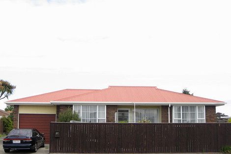 Photo of property in 1/20 Prestons Road, Redwood, Christchurch, 8051