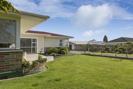 Photo of property in 187 Waihi Road, Hawera, 4610