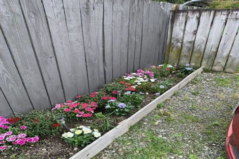 Photo of property in 4-6 Cumberland Place, Kelvin Grove, Palmerston North, 4414