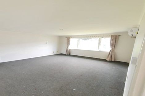 Photo of property in 12 Igloo Place, Red Hill, Papakura, 2110