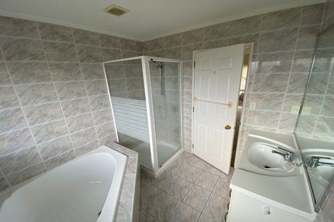 Photo of property in 14 Glencullen Place, Dannemora, Auckland, 2016