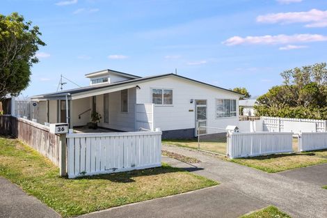 Photo of property in 34 Sombrero View, Ascot Park, Porirua, 5024