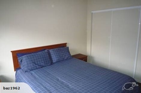 Photo of property in 1/40 Scarlet Oak Drive, Schnapper Rock, Auckland, 0632