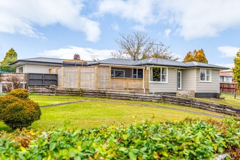 Photo of property in 2 Takahe Place, Tokoroa, 3420