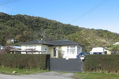Photo of property in 5 Cardwell Street, Cobden, Greymouth, 7802