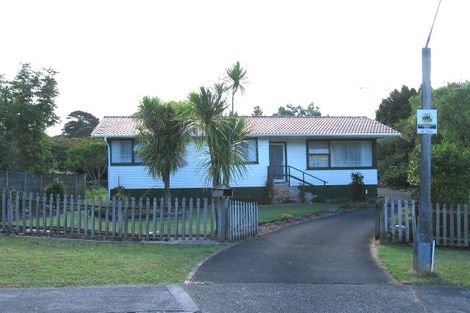 Photo of property in 3 Palawan Place, Torbay, Auckland, 0630