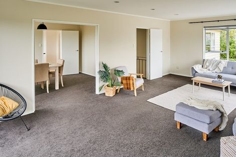 Photo of property in 13 Rajkot Terrace, Broadmeadows, Wellington, 6035