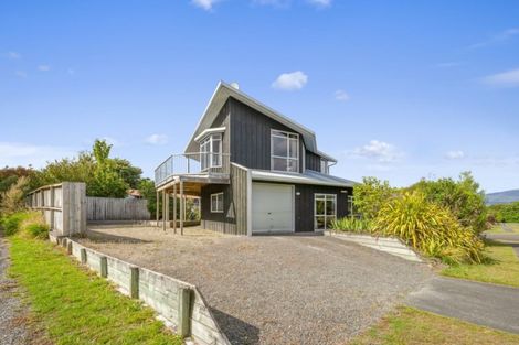 Photo of property in 8 Te Waaka Terrace, Kuratau, Turangi, 3381