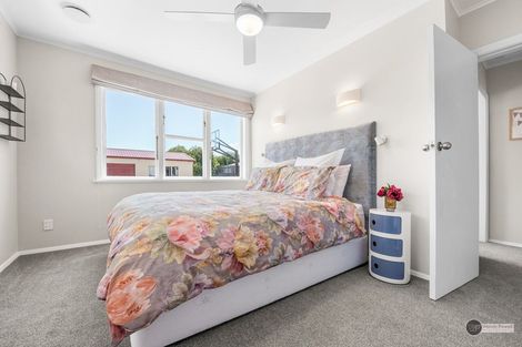 Photo of property in 76 Shakespeare Avenue, Trentham, Upper Hutt, 5018