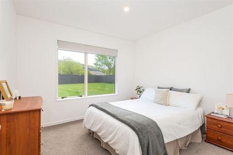 Photo of property in 36 Mauger Drive, Heathcote Valley, Christchurch, 8022