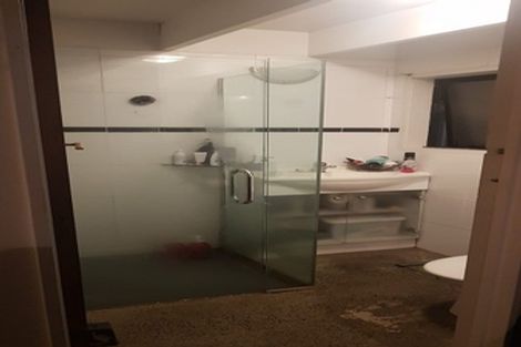 Photo of property in 2a Coniston Avenue, Te Atatu South, Auckland, 0610