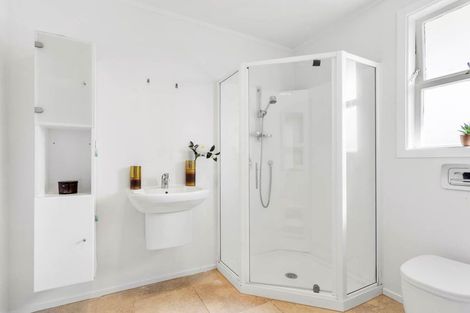 Photo of property in 211a Sunnynook Road, Wairau Valley, Auckland, 0627