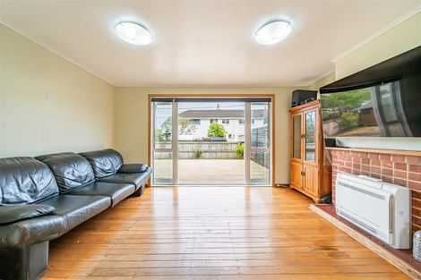 Photo of property in 104 Whites Line East, Waiwhetu, Lower Hutt, 5010