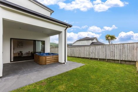 Photo of property in 68 Aotea Drive, Aotea, Porirua, 5024