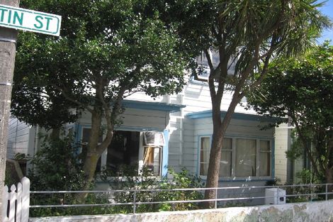 Photo of property in 102 Austin Street, Mount Victoria, Wellington, 6011