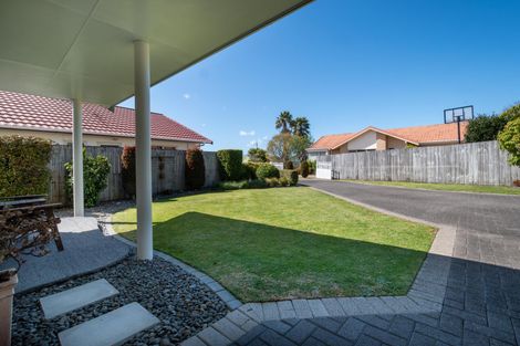 Photo of property in 33 Maurice Borich Place, Henderson, Auckland, 0610