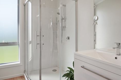 Photo of property in 25 Wanderers Avenue, Brightwater, 7022