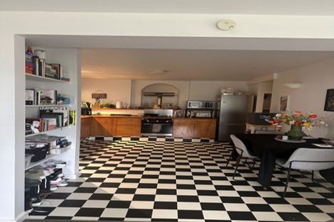 Photo of property in 43 Mortimer Terrace, Brooklyn, Wellington, 6021