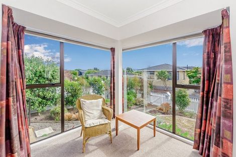 Photo of property in 2 Malfroy Lane, Raumati Beach, Paraparaumu, 5032