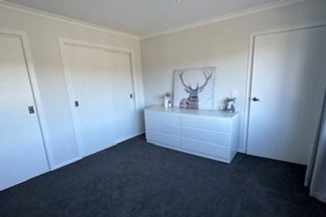 Photo of property in 8 Tainui Terrace, Tawa, Wellington, 5028