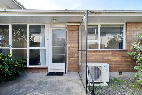 Photo of property in 4/327 Gloucester Street, Christchurch Central, Christchurch, 8011