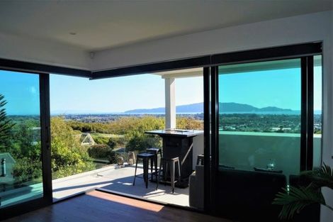 Photo of property in 9 Tui Crescent, Waikanae, 5036