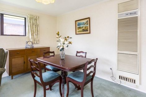 Photo of property in 2/8 Hay Street, Ebdentown, Upper Hutt, 5018