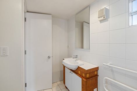 Photo of property in 17 Allister Avenue, Merivale, Christchurch, 8014