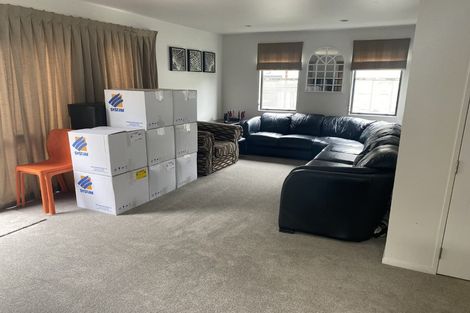 Photo of property in 9/64 Schnapper Rock Road, Schnapper Rock, Auckland, 0632