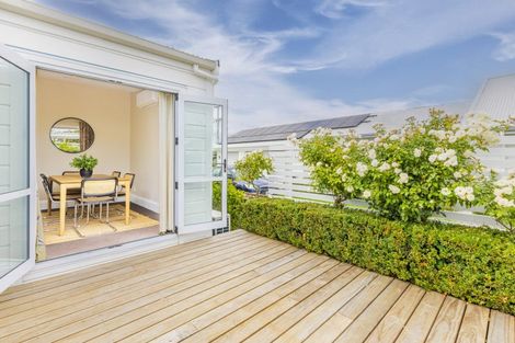 Photo of property in 59 Ferry Road, Clive, 4102