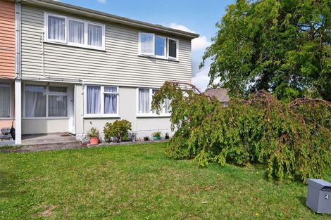Photo of property in 4 Renfrew Place, Highbury, Palmerston North, 4412
