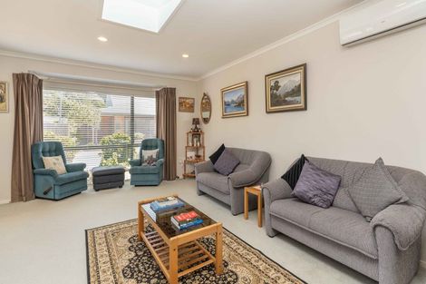 Photo of property in Redwood Village, 16/42 Main Road, Tawa, Wellington, 5028