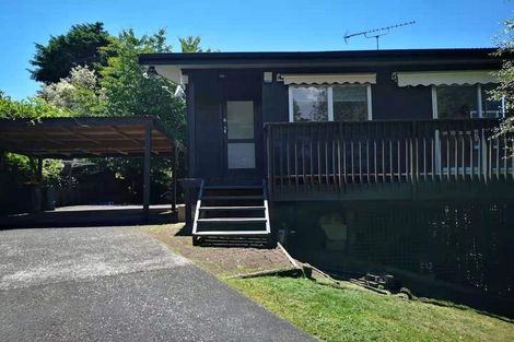 Photo of property in 73a Ayton Drive, Totara Vale, Auckland, 0629