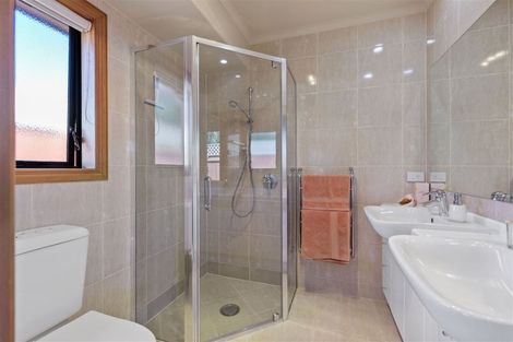 Photo of property in 19 Oreti Crescent, Papamoa Beach, Papamoa, 3118