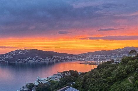 Photo of property in 40 Lohia Street, Khandallah, Wellington, 6035