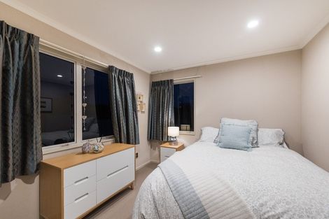 Photo of property in 1 Rodeo Drive, Kelvin Grove, Palmerston North, 4414