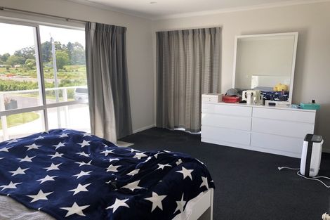 Photo of property in 15 Anna Jean Crescent, Flagstaff, Hamilton, 3210