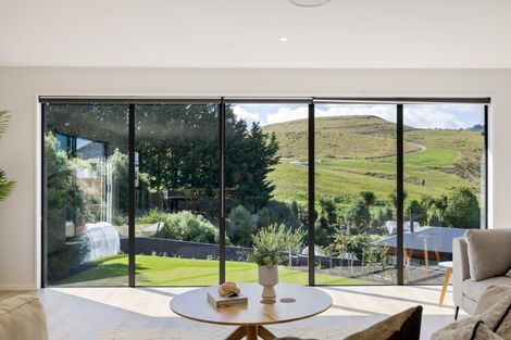Photo of property in 5 Minsons Lane, Kennedys Bush, Christchurch, 8025